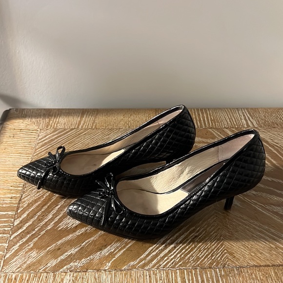 Michael Michael Kors Nancy Black Quilted Mid Pump - Picture 9 of 13